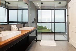 The Palms Penthouse by Acomodo Punta Caelo