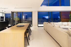 The Palms Penthouse by Acomodo Punta Caelo