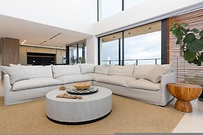 The Palms Penthouse by Acomodo Punta Caelo