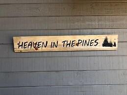 Home In The Pines Near Downtown w Hottub