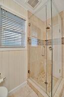 Stones Throw Beachside Bungalow 2 AT THE Beach