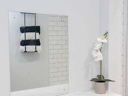 2br-sleeps4-citycentre-parking-rooftop