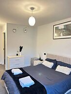 2br-sleeps4-citycentre-parking-rooftop