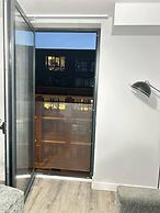 2br-sleeps4-citycentre-parking-rooftop