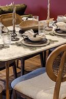 Waterside Living I Luxe Apartments