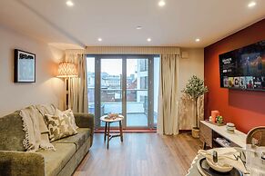 Waterside Living I Luxe Apartments