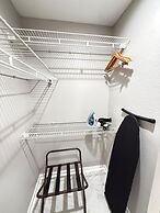 NEW Central Buckhead Apt Atlanta Gem