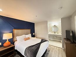 NEW Central Buckhead Apt Atlanta Gem