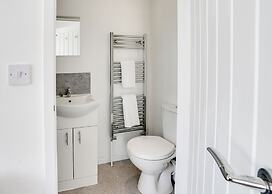 Homesly Guest Rooms - Self Checkin