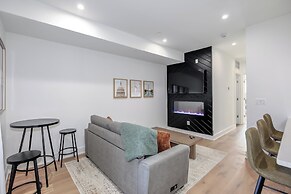 Capitol Hill Suites - Unit 9