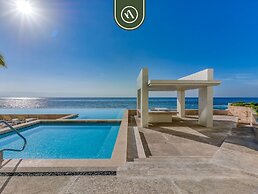 Oceanview 1 BR Condo - Beach - Multiple Pools