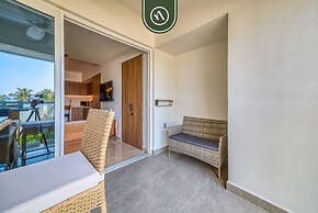 Oceanview 1 BR Condo - Beach - Multiple Pools