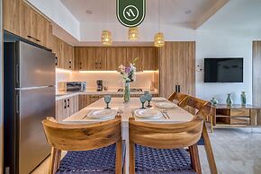 Oceanview 1 BR Condo - Beach - Multiple Pools