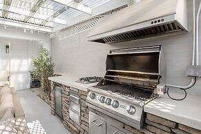 Steps to the Beach Firepit Patio Long-term Newport Beach Stay Coastal 