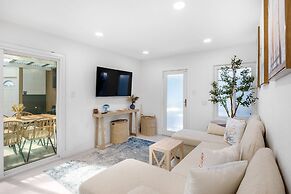 Steps to the Beach Firepit Patio Long-term Newport Beach Stay Coastal 