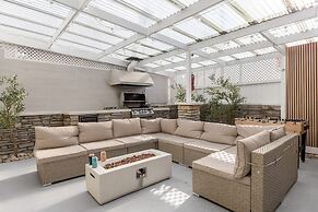 Steps to the Beach Firepit Patio Long-term Newport Beach Stay Coastal 