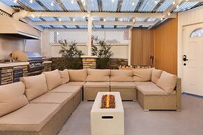 Steps to the Beach Firepit Patio Long-term Newport Beach Stay Coastal 