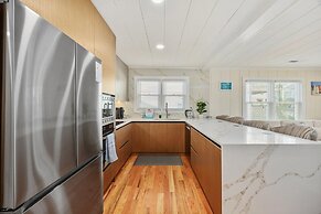 Elvi s Beach House Unit B