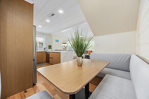 Elvi s Beach House Unit B