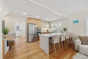 Elvi s Beach House Unit B