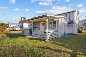 Elvi s Beachside Trio