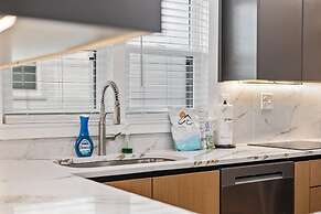 Elvi s Beach House Unit A