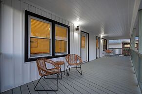 Elvi s Beach House Unit A