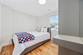 Elvi s Beach House Unit A