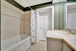 Stones Throw Beachfront Family Suite 3 Views