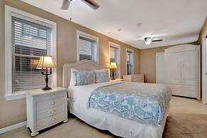 Stones Throw Beachfront Family Suite 3 Views