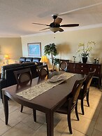 Beach Cottage 1212 in Indian Shores