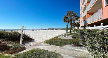 Beach Cottage 1212 in Indian Shores