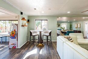 Sunset Grove by Avantstay New Pool Desert Views