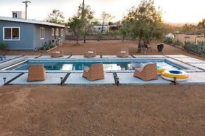 Sunset Grove by Avantstay New Pool Desert Views