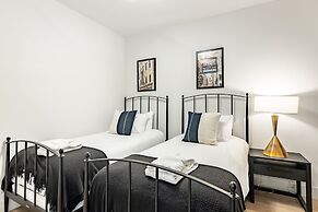 Prime Walkable Midtown Location Pool Gym Outlaw s Den by Avantstay