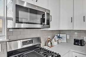 Newly Remodeled Home Minutes From Cruise Terminal