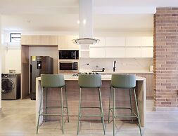 w Charming 3BR w Amazing Deco in Medellin