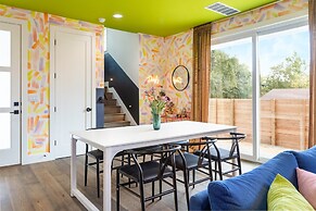 Eastside Home w Awesome Yard - Golf Pool Firepit