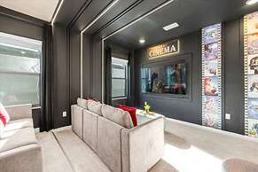 Paradiso 12bd Pool Summerkitchen Gameroom Cinema