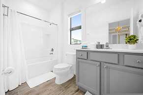 Paradiso 12bd Pool Summerkitchen Gameroom Cinema