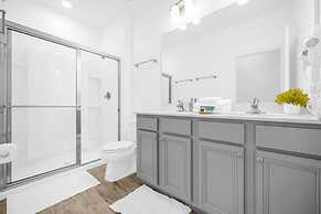 Paradiso 12bd Pool Summerkitchen Gameroom Cinema