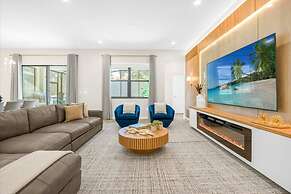 Paradiso 12bd Pool Summerkitchen Gameroom Cinema