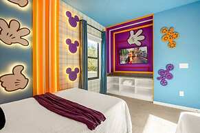 Paradiso 12bd Pool Summerkitchen Gameroom Cinema