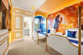 Paradiso 12bd Pool Summerkitchen Gameroom Cinema