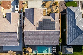 Luxe Indio Stay w Pool Tiki Bar Fire Pit Near Coachella Longfellow