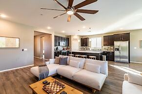 Luxe Indio Stay w Pool Tiki Bar Fire Pit Near Coachella Longfellow