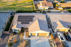 Luxe Indio Stay w Pool Tiki Bar Fire Pit Near Coachella Longfellow