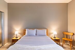 Luxe Indio Stay w Pool Tiki Bar Fire Pit Near Coachella Longfellow