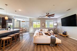 Luxe Indio Stay w Pool Tiki Bar Fire Pit Near Coachella Longfellow