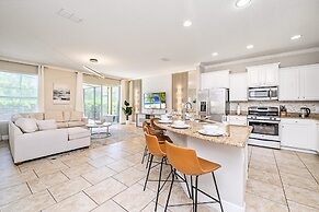 Upstay - Solterra Home w Private Pool Hot Tub